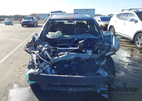 2002 Toyota Camry Le из США, поврежденный, VIN 4T1BE32K32U626501